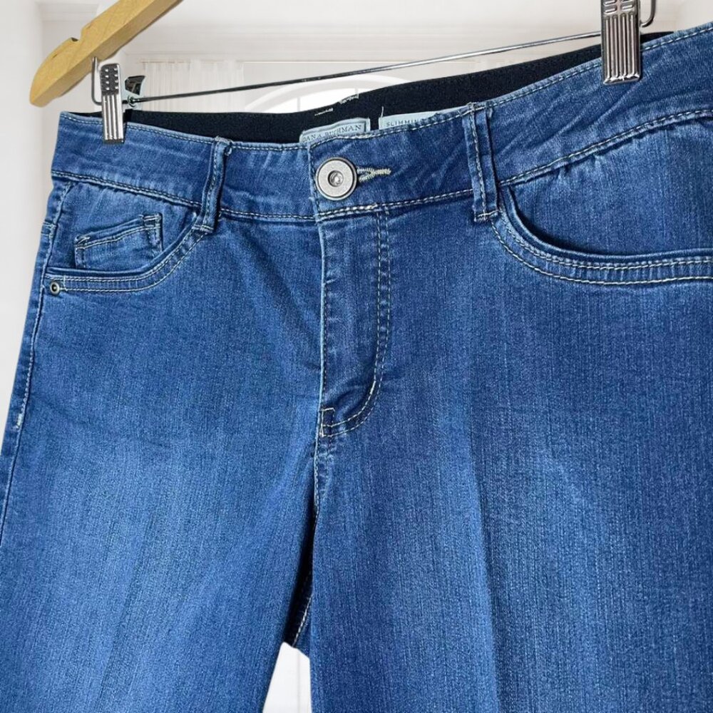 Dana Buchman Slimming Bermuda Jean Shorts Size 8 Stretch Mid Rise - Picture 4 of 13